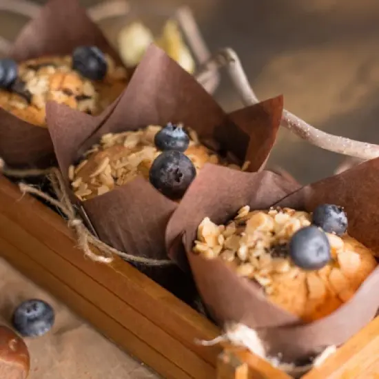 Unique Bargains Greaseproof Paper Cupcake Muffins Liners Tulip Baking Cups 200 Pcs image {3}