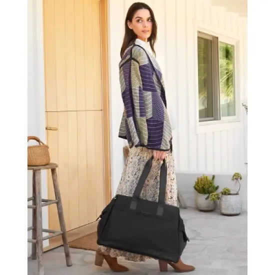 Skip Hop Endless Weekender Diaper Bag image {3}