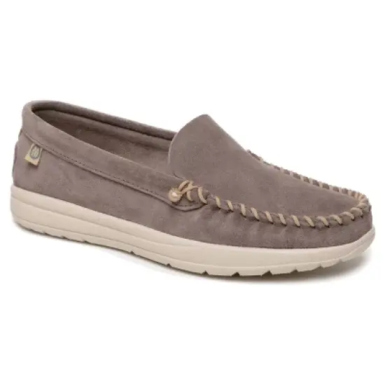 Minnetonka   Women's Discover Classic Slip On Shoes image {7}