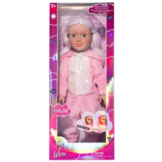I'M A WOW Chloe the Cozy Glam 14" Fashion Doll with Color-Changing Hair image {8}