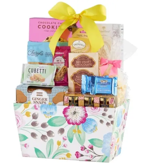 GreatFoods Sweets and Snacks Gift Basket image {4}