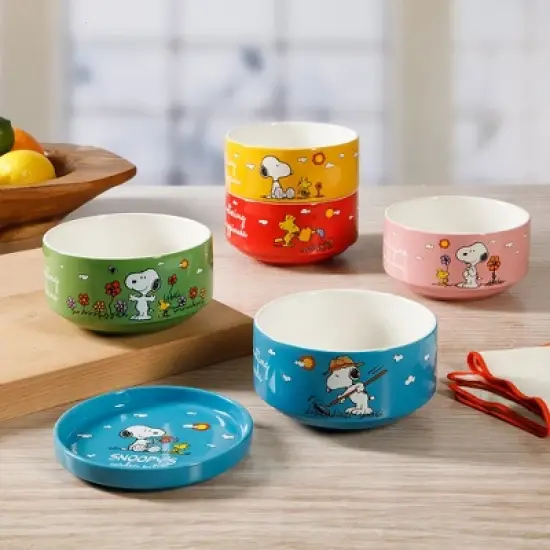 Peanuts Snoopy 6 Pack Stackable 5.5" Decorated Stoneware Bowl Set W/ Plate image {3}