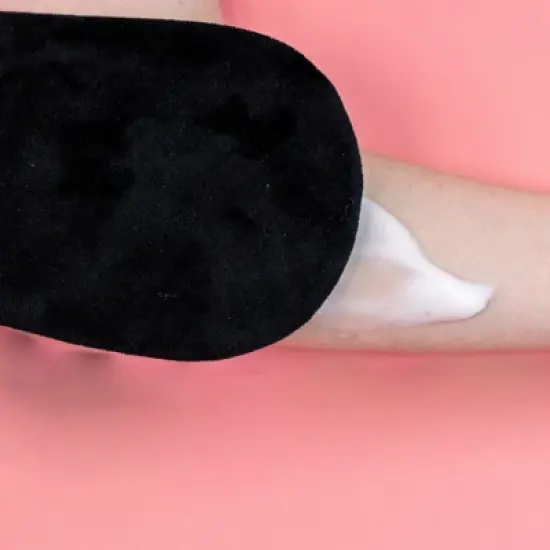 Beauty by Earth Self Tanning Mousse image {10}