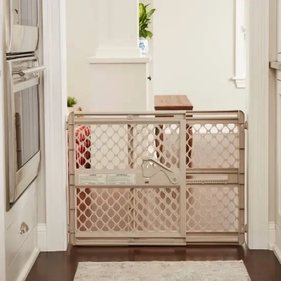 Toddleroo by North States Supergate Select Baby Gate - 26"-42" Wide image {4}
