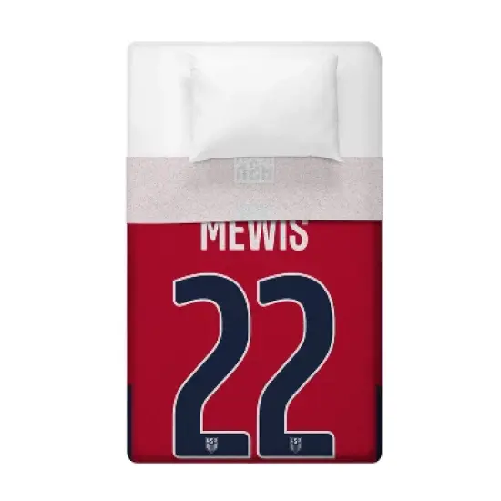 Sleep Squad US Women's Soccer Kristie Mewis 60 x 80 Raschel Plush Jersey Blanket image {2}