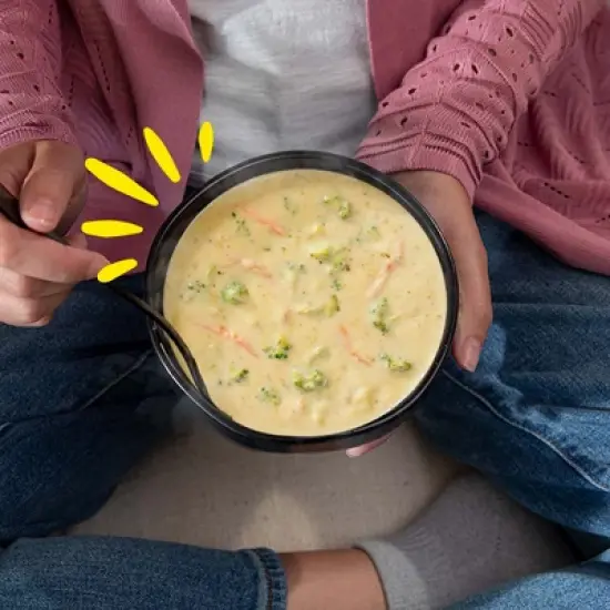 Panera Bread Broccoli Cheddar Soup - 16oz image {1}