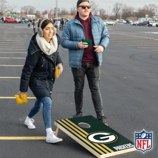NFL Green Bay Packers 2'x3' Wood Cornhole Set image {6}