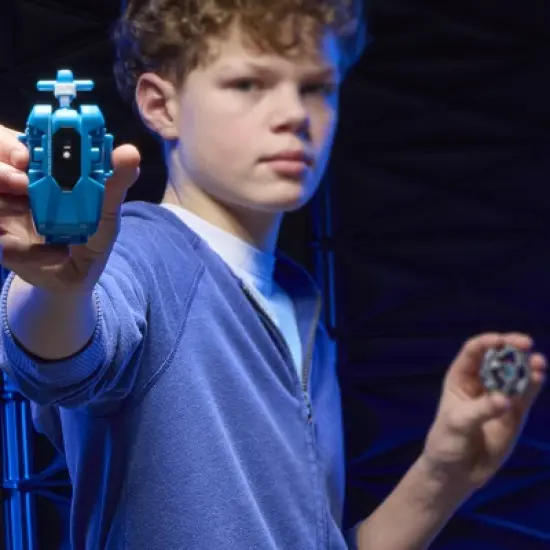 Beyblade X Cobalt Dragoon 2-60C Launcher Set image {10}