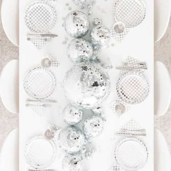 Check It! Dazzling Diamond Check Guest Napkins image {2}