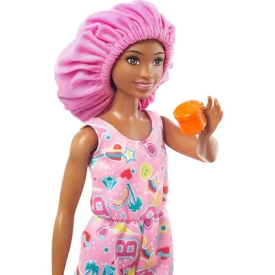 Barbie "Brooklyn" Roberts Hair Playset image {1}