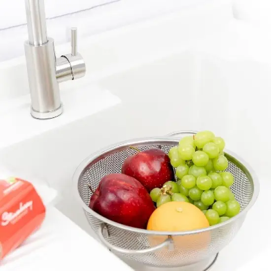 SAMMART 10 inches Perforated Stainless Steel Sheet Colander with Handle - Strainer for Pasta, Noodles and Fruits image {2}