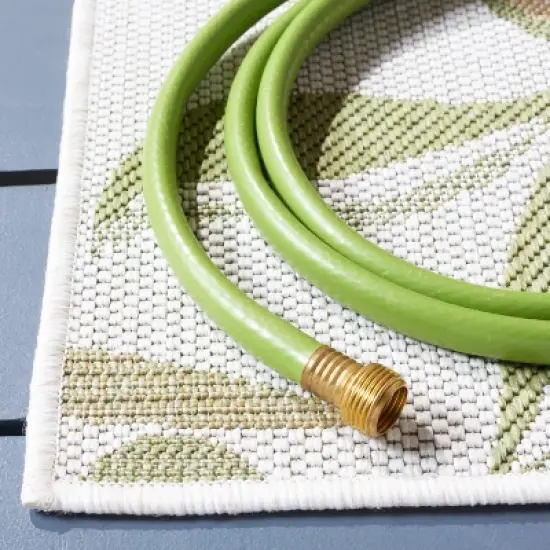 Courtyard CY9433 Power Loomed Indoor/Outdoor Area Rug  - Safavieh image {2}