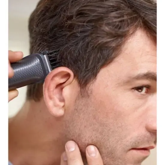 Philips Norelco Series 3000 Multigroom All-in-One Men's Rechargeable Electric Trimmer with 13 attachments - MG3750/60 image {6}