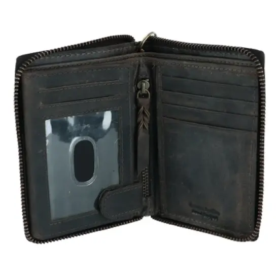 CTM Men's Hunter Leather Zip-Around Bifold Chain Wallet image {1}
