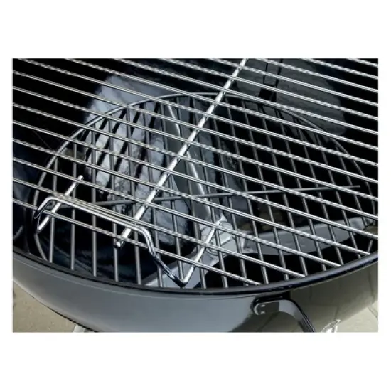 Weber 18" Original Kettle Charcoal Grill 441001 Black image {2}