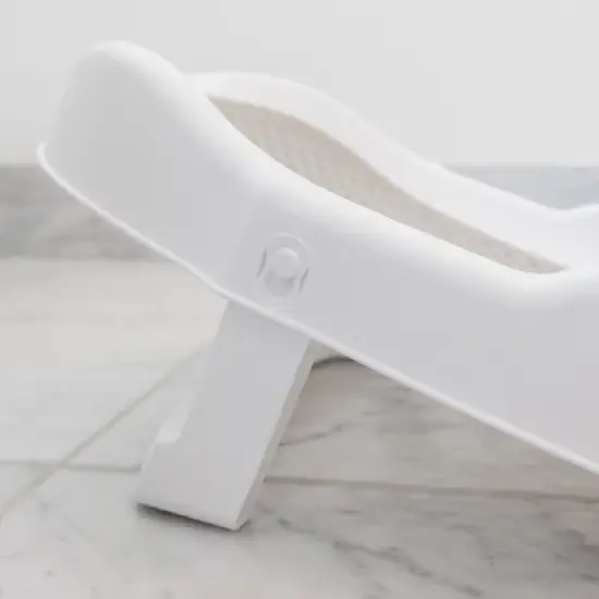 Regalo Infant Bath Positioner - White image {4}