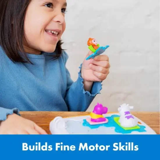 ThinkFun Friends - SplishSplash Pig's Pool Party Puzzle Game: Creative Thinking, Problem Solving, Solo Board Game image {10}