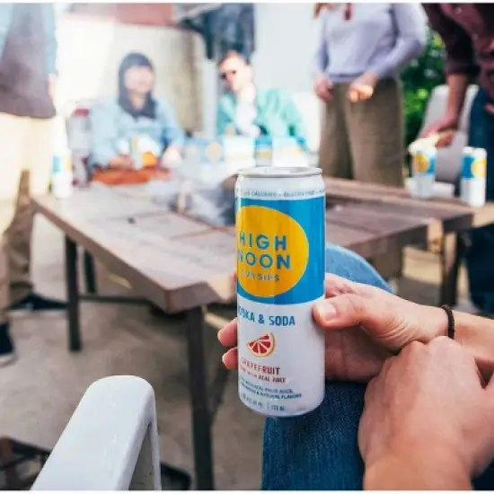 High Noon Grapefruit Vodka Hard Seltzer - 4pk/355ml Cans image {1}