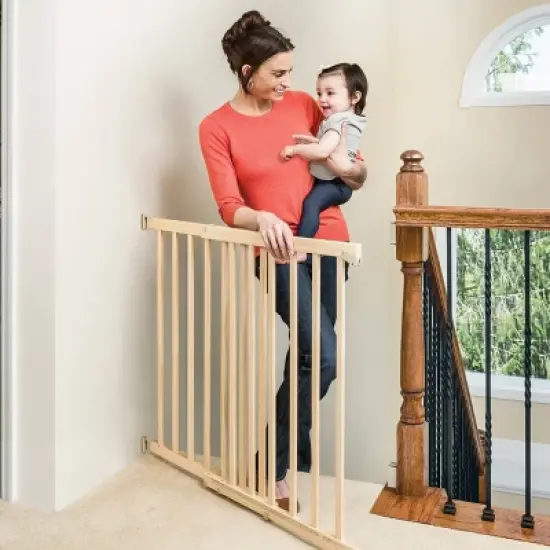Evenflo Top-of-Stair Extra Tall Wood Gate image {5}