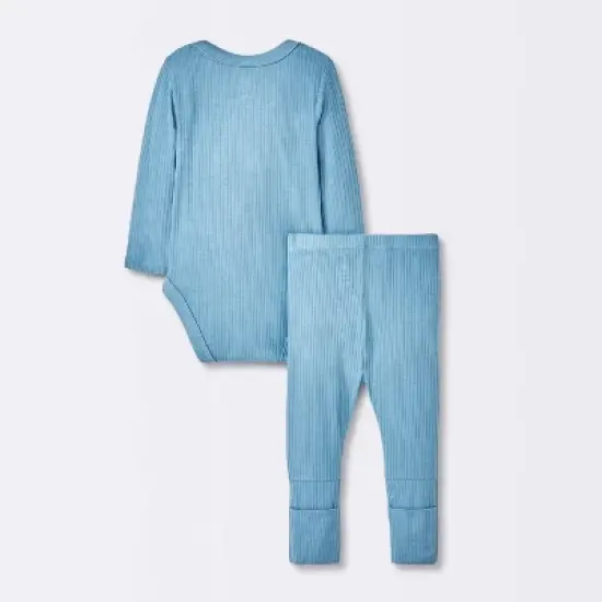 Baby Boys' 2pc Soft Blend Top & Bottom Set - Cloud Island&trade; Blue image {1}