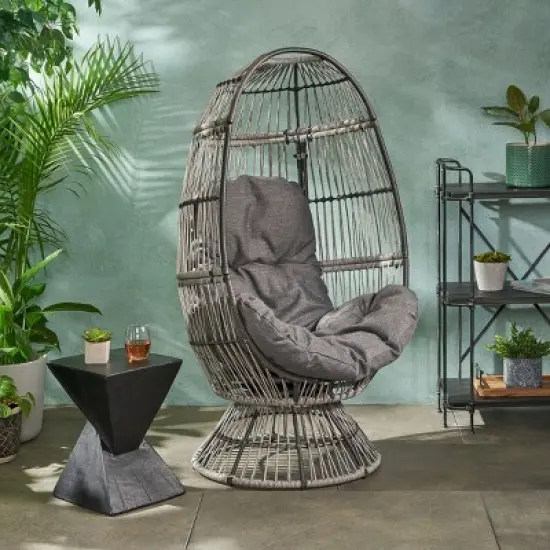Swivel Rattan Patio Egg Chair,Rattan Basket Shape Swivel Egg Chair With Water-resistant Cushions - Maison Boucle image {1}
