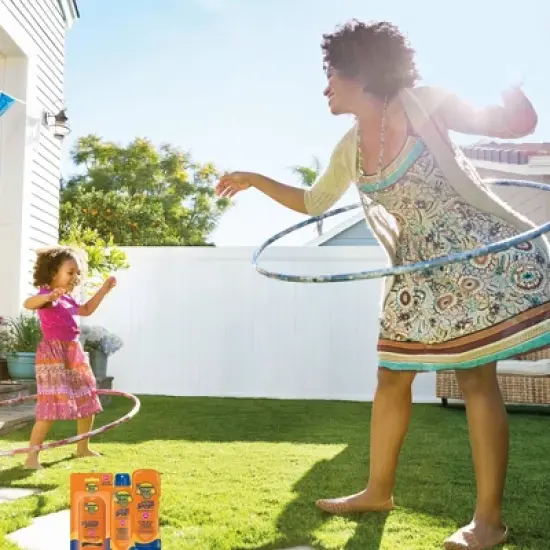 Banana Boat Ultra Sport Clear Sunscreen Spray image {1}