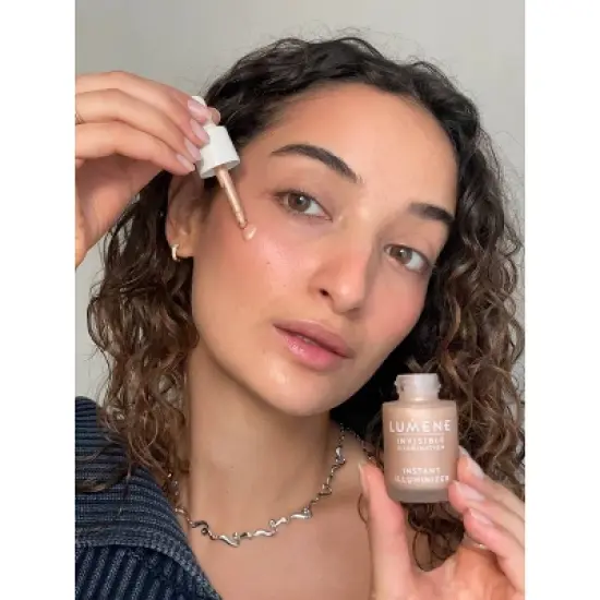 Lumene Invisible Illumination Instant Illuminizer Golden Hour - 0.5 fl oz image {3}