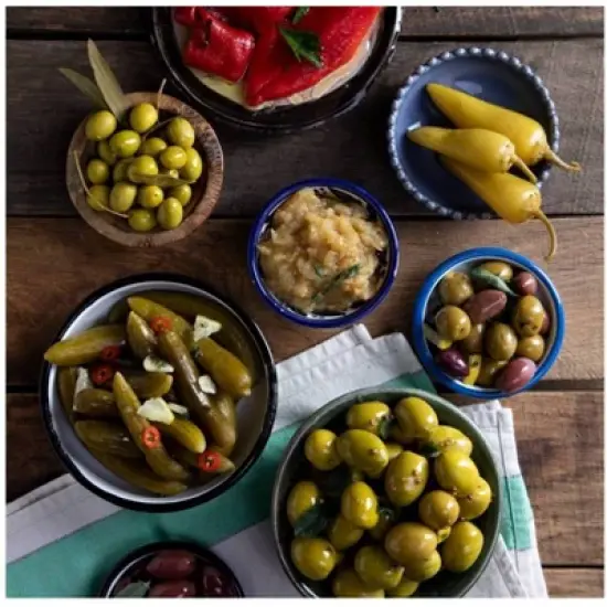 Kvuzat Yavne Pickled Cucumbers in Brine - 19 oz image {3}