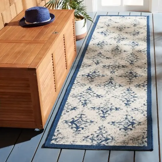 Courtyard CY6784 Power Loomed Indoor/Outdoor Area Rug - Safavieh image {1}