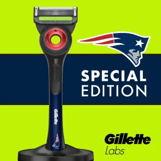 Gillette Labs Men's Special NFL Patriots Edition Shaving Razor with 4 Refills and Magnetic Stand image {7}