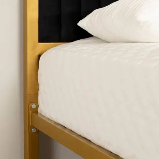 Queen Flam Upholstered Metal Bed - South Shore image {4}