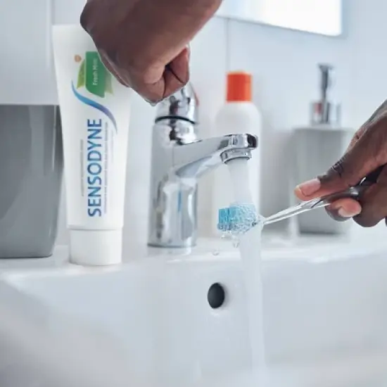 Sensodyne Fresh Mint Toothpaste - 4oz/2ct image {3}