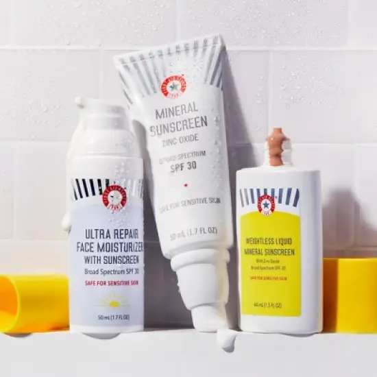 FIRST AID BEAUTY Weightless Liquid Mineral Face Sunscreen with Zinc Oxide - SPF 30 - Ulta Beauty image {8}