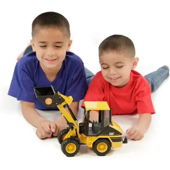 Bruder CATERPILLAR Wheel Loader image {3}