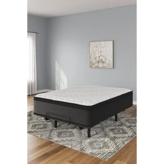 Signature Design by Ashley Palisades 16" Euro Top Hybrid Mattress with Quick Response Memory Foam image {5}