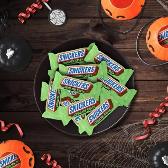 Snickers Ghoulish Green Candy Bars Halloween Chocolate - 9.69oz image {3}