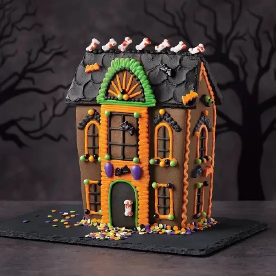 Halloween Hyde Manor Mansion House - 32.6oz - Favorite Day&trade; image {4}