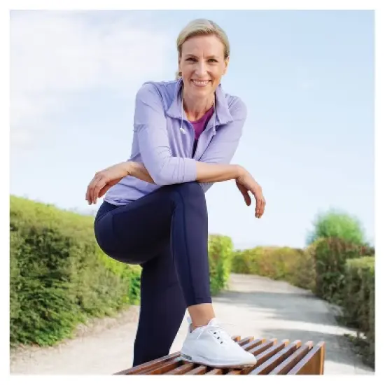 Always Discreet Moderate Long Absorbency 4 Drop Base Pads image {10}