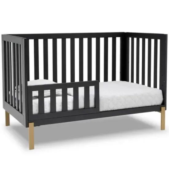 Delta Children Hendrix 4-in-1 Convertible Crib image {5}