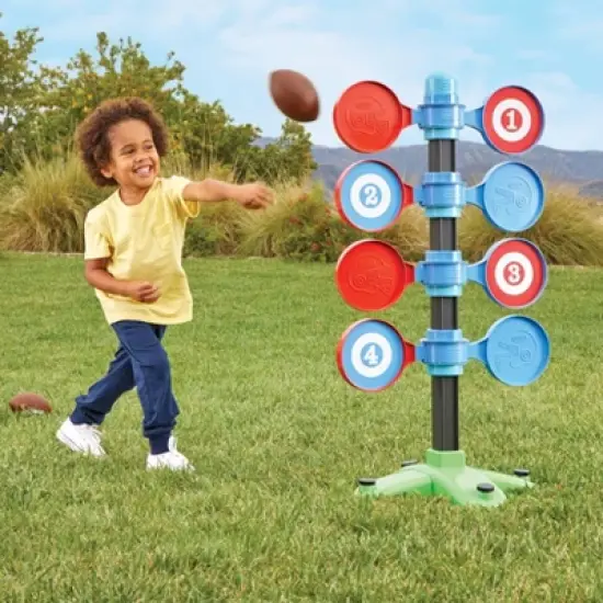 Little Tikes Pass Battle Football Set image {2}