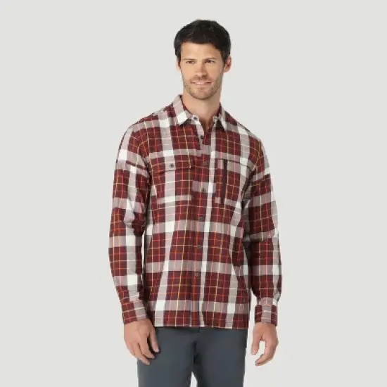 Wrangler Men's Regular Fit ATG Plaid Long Sleeve Button-Down Shirt image {9}