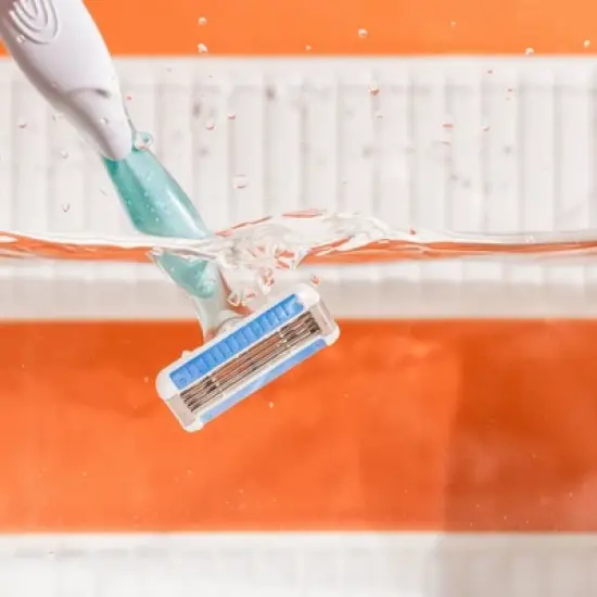 BiC Women's Easy Rinse Razors - 6ct image {4}