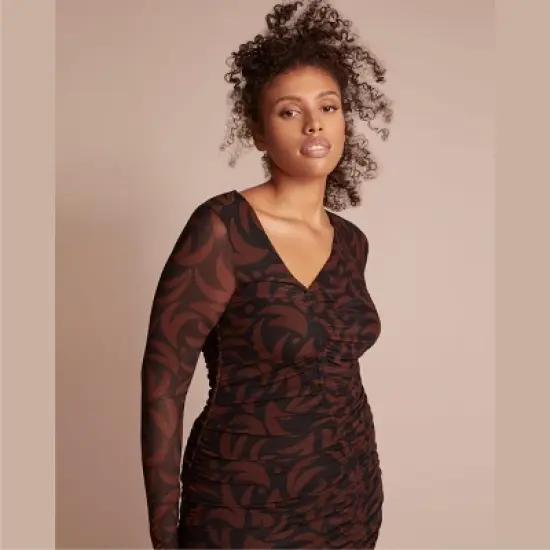 11 Honor&eacute; Collection Women's Ruched Midi Dress image {4}