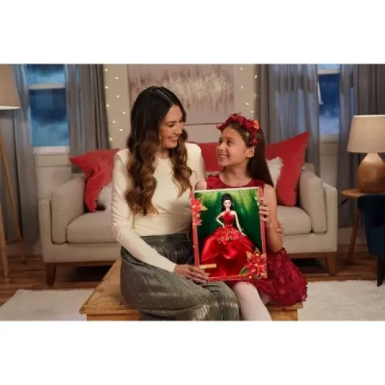 Barbie Signature 2022 Holiday Collector Doll - Straight Black Hair image {1}