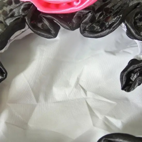 Wrapables Stylish Satin Shower Cap image {10}