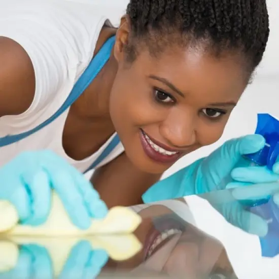 Hand-E Disposable Dry Wipes - Dry Disposable Wash Cloths for Seniors, Baby, Cleaning - No Additives - Cleansing Dry Washcloths - Packs of 50 image {3}