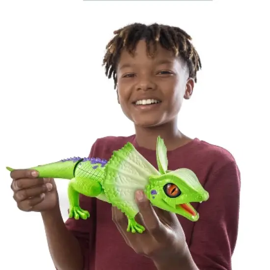 Robo Alive Robotic Green Lizard Toy by ZURU image {2}