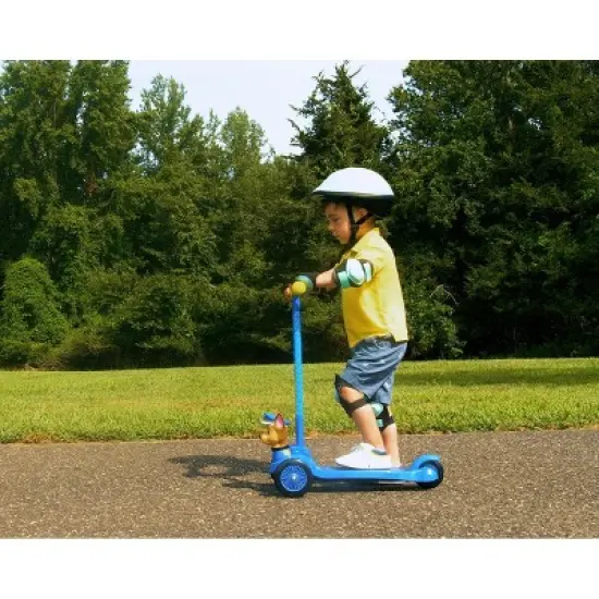 Paw Patrol Chase 3D Scooter with 3 Wheels, Tilt and Turn image {6}