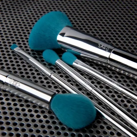 MODA Brush Metallic Heavy Metal Face Makeup Brush Set, Luminous- 5pc image {3}
