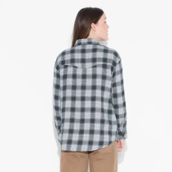 Women's Oversized Long Sleeve Collared Flannel Shirt - Wild Fable&trade; image {2}